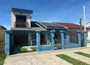 Quarto superior privado, piscina aquecida, garagem, etc